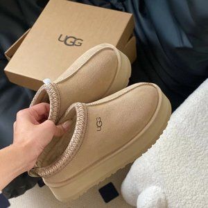 ugg tazz platform mustard seed size 7 US